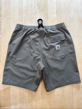 NWOT Carhartt Work In Progress WIP Men’s Large Copeman Belted Twill Shorts Green